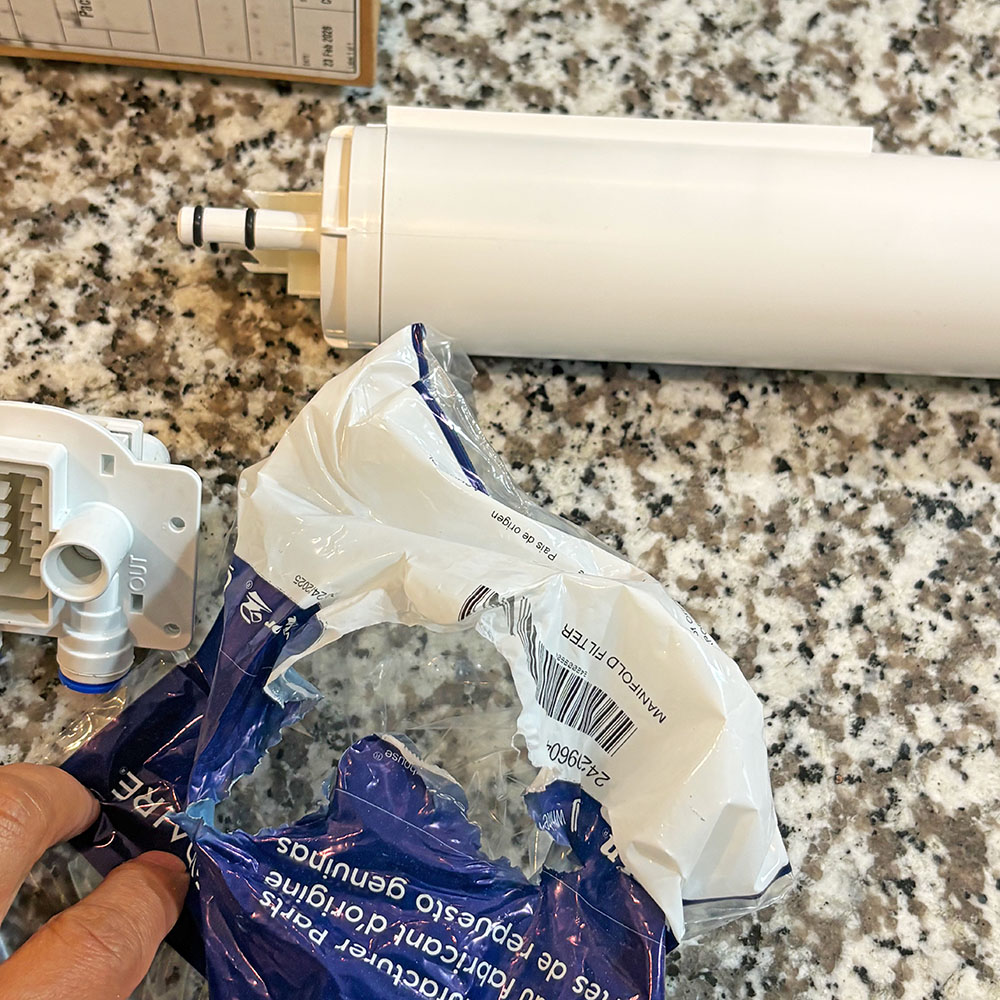Refrigerator Filter leaking repair in Cypress Texas